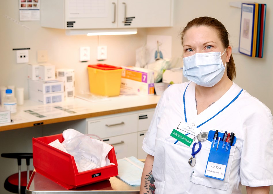 Sjuksköterska i vita kläder