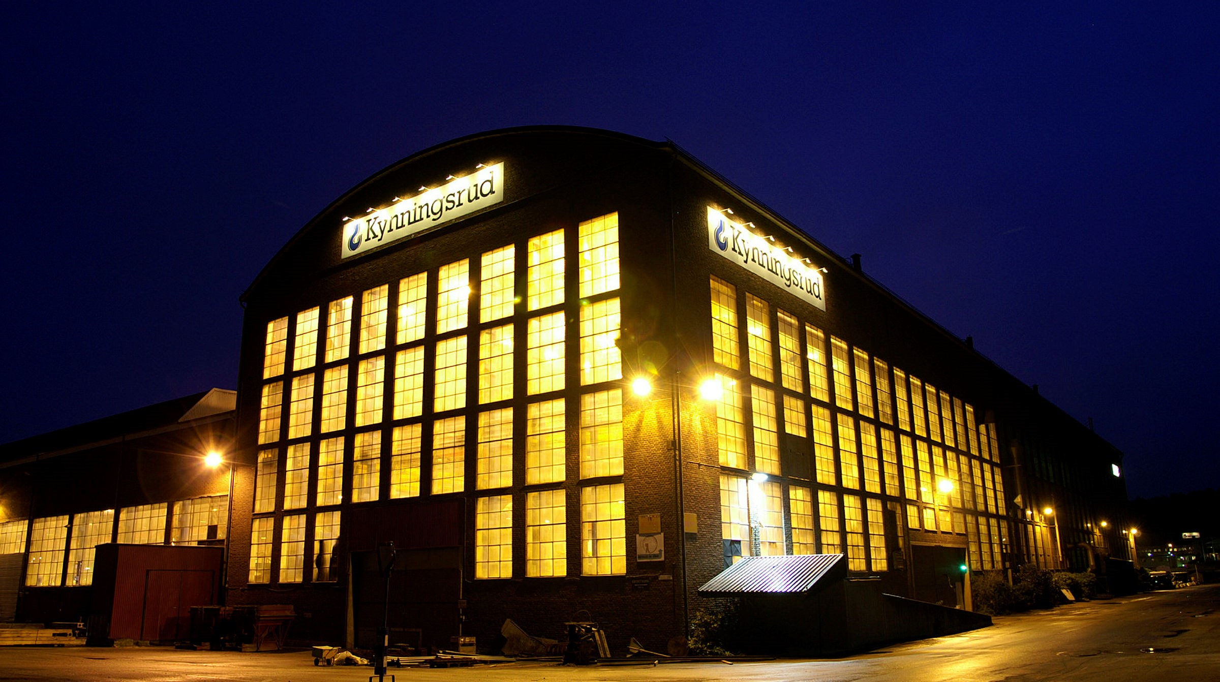 Svetshallen från varvstiden är nu i Kynningsruds ägo