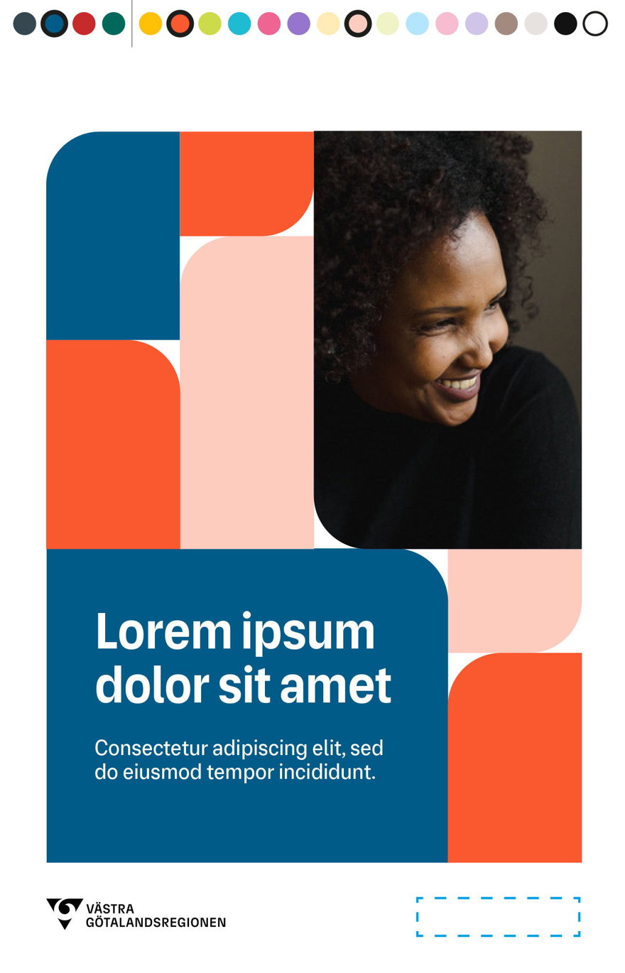 Exempelbild som visar folder med blå huvudfärg kombinerad med mörkorange och ljusorange komplementfärger samt en liten bild på en kvinna som ler stort.