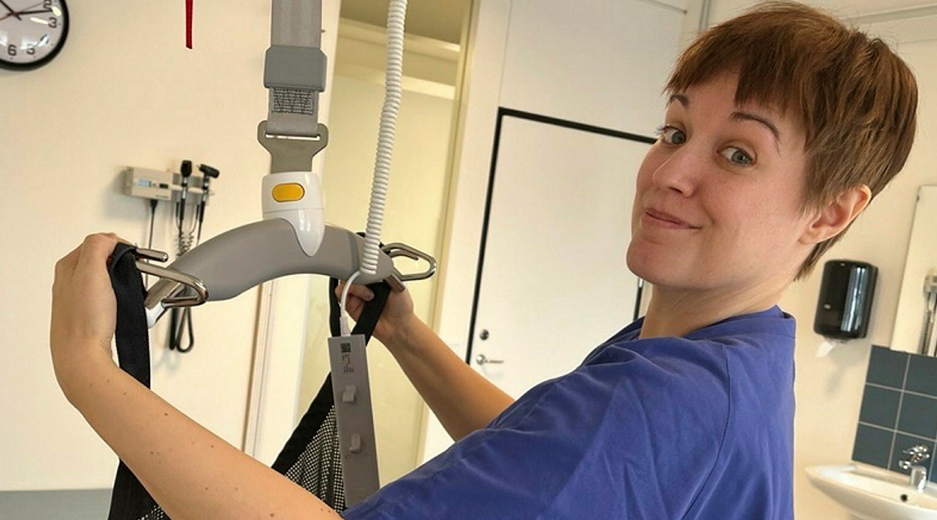 Dietist med våg för små barn