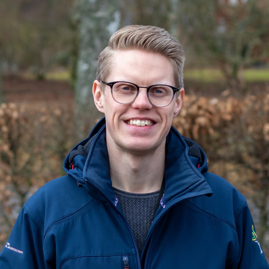 Porträttbild av Joel Lilljebjörn