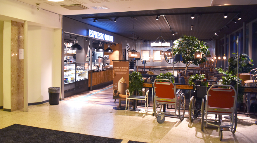 Café i huvudentrén på Kungälvs sjukhus