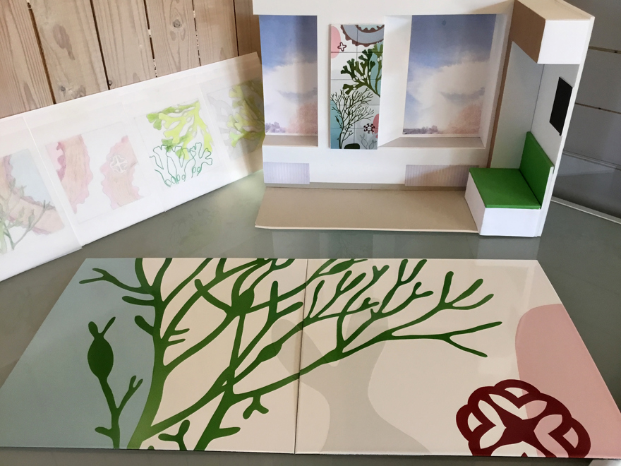 Skiss, modell och färdiga emaljer.