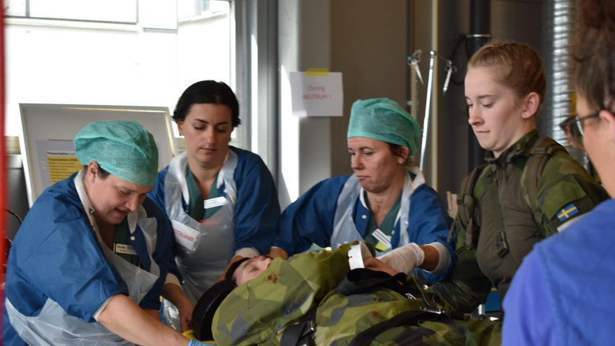 sjukvårdspersonal, militär och patient