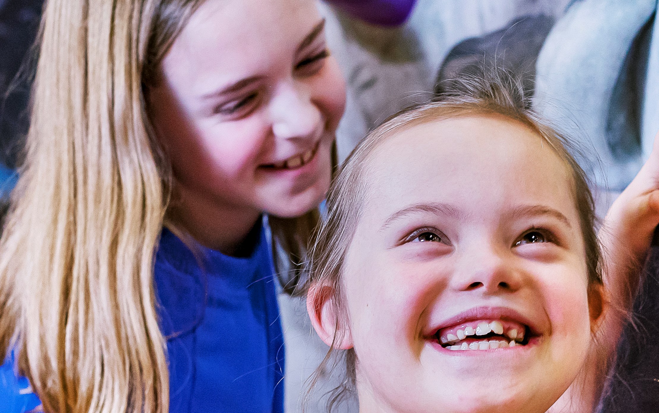 Bilderna är framtagna av Koncernkontoret för att användas när VGR deltar på olika mässor. Bilderna kan även användas i annonser och trycksaker.