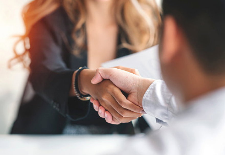 exempel bild som visar en generisk mötessituation som inte är från VGR