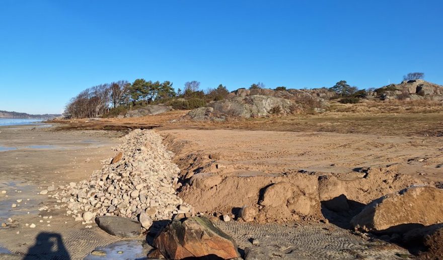 strandäng som återfylls